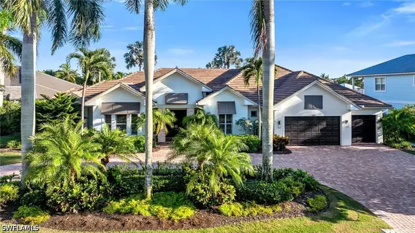590 Putter Point Place, Naples, FL 34103