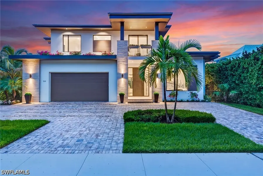 788 7th Avenue N, Naples, FL 34102 - #2