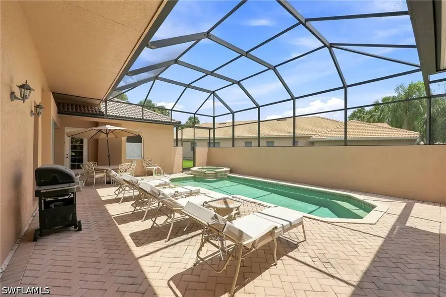 6116 Highwood Park Lane, Naples, FL 34110 - #2