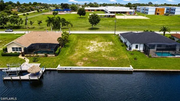 3535 SW 2nd Avenue, Cape Coral, FL 33914
