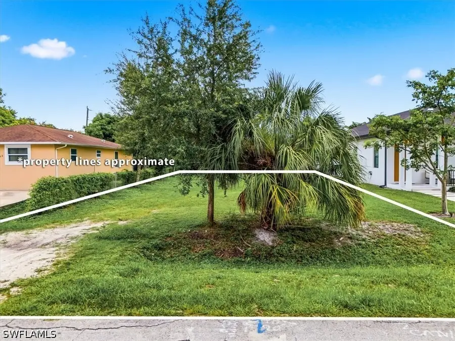 2814 Barrett Avenue, Naples, FL 34112 - #2
