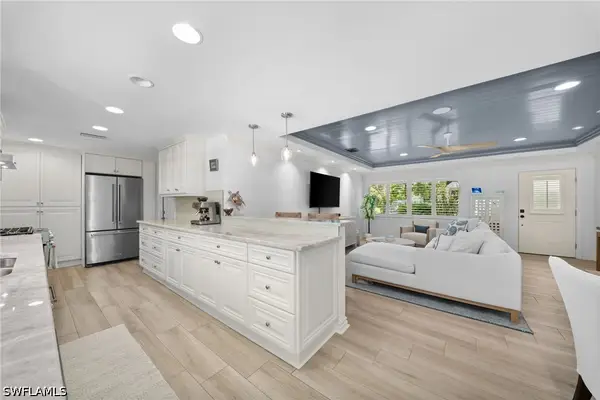 1135 7th Street S, Naples, FL 34102