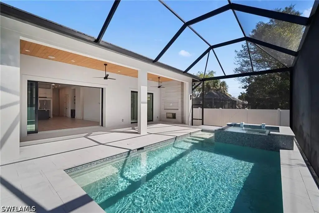 786 107th Avenue N, Naples, FL 34108 - #1
