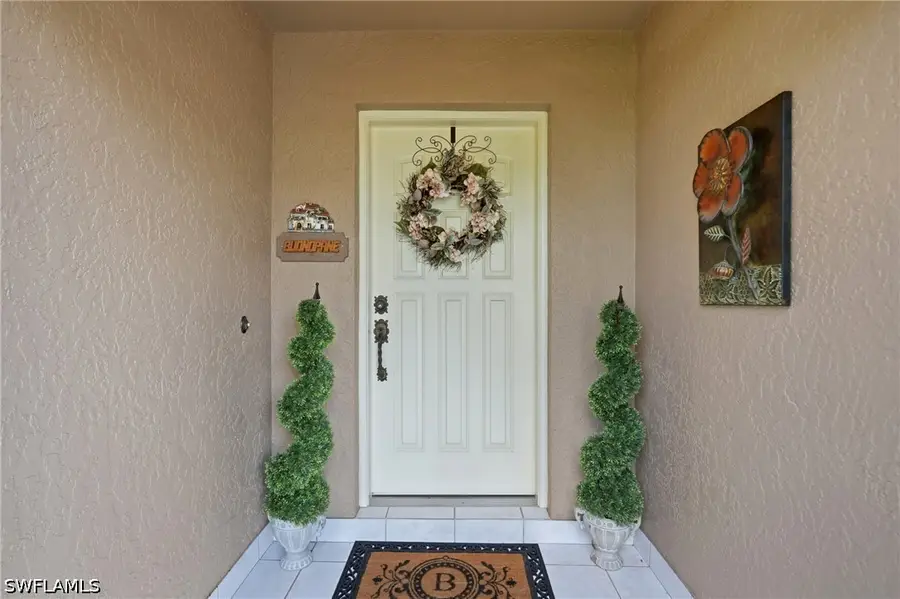 714 107th Avenue N, Naples, FL 34108 - #2