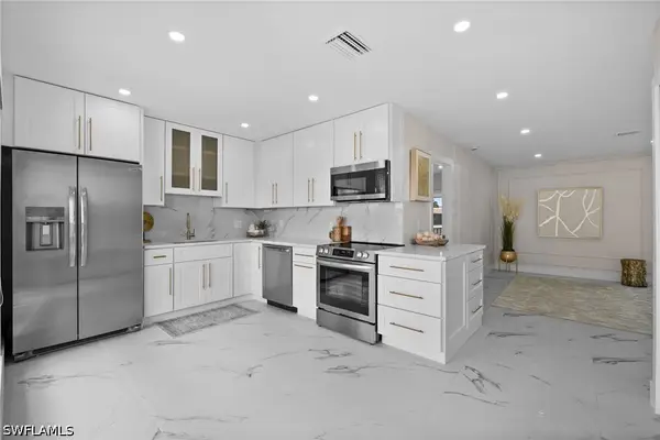 105 Harrison Road #4, Naples, FL 34112