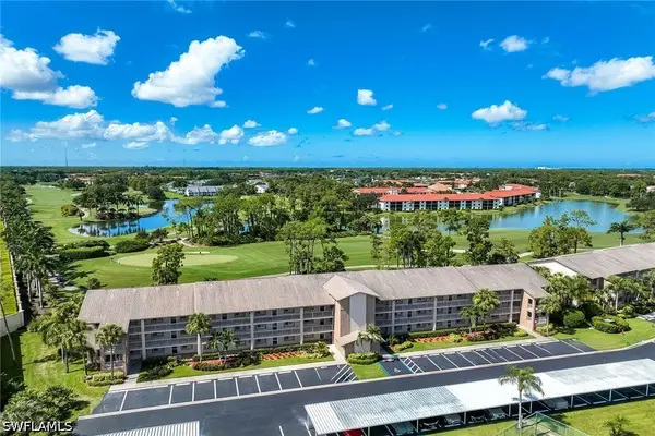 7360 Glenmoor Lane #205, Naples, FL 34104