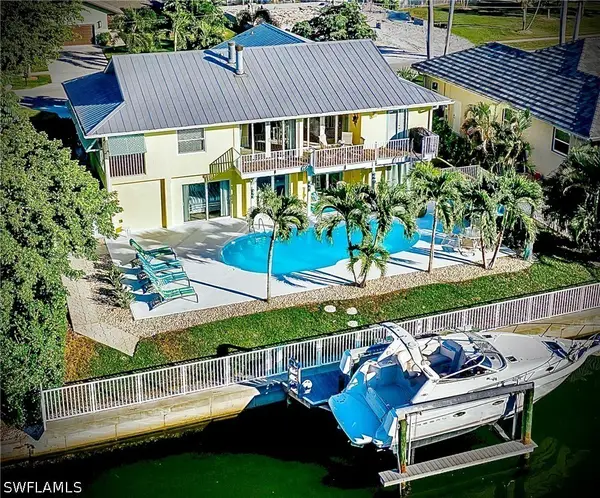 468 Capri Court, Marco Island, FL 34145