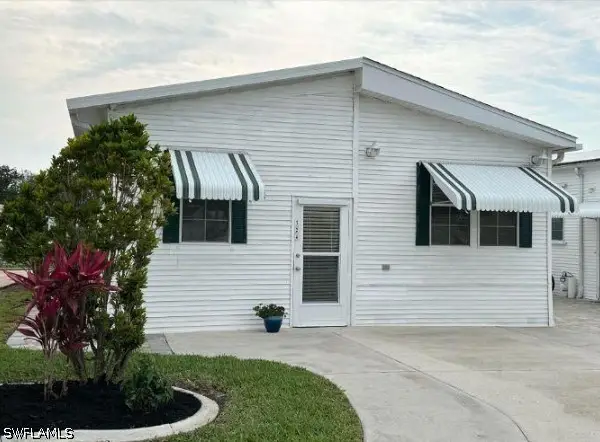 324 Imperial Wildern Boulevard #324, Naples, FL 34114