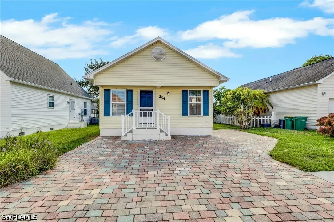 254 Leawood Circle, Naples, FL 34104 - #1