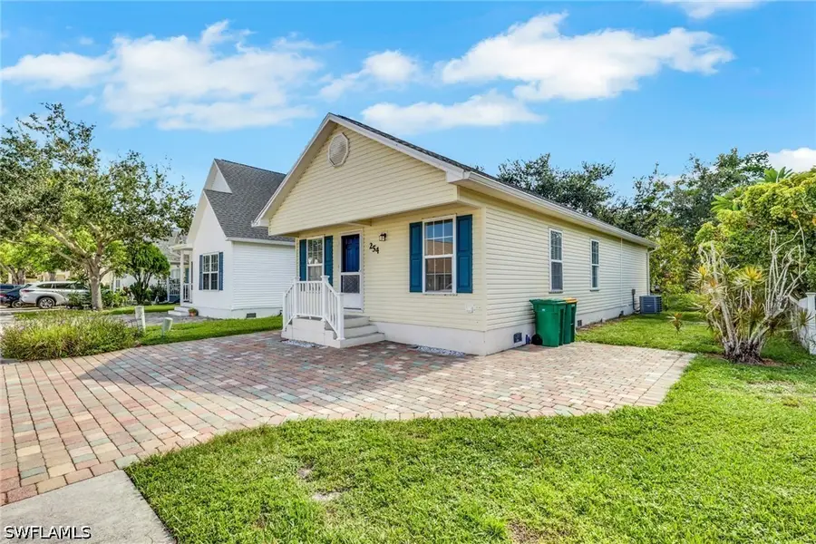 254 Leawood Circle, Naples, FL 34104 - #2