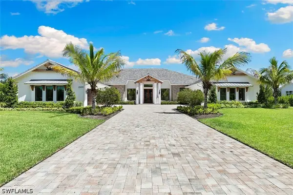 2309 Anthony Court, Naples, FL 34109