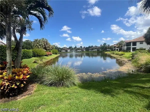 8184 Saratoga Drive #801, Naples, FL 34113