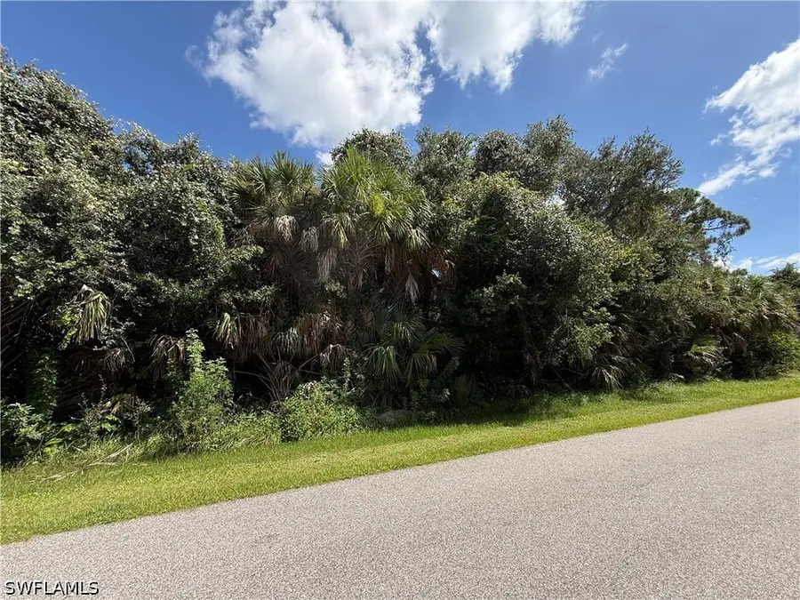 2560 Shady Avenue, North Port, FL 32186 - #2