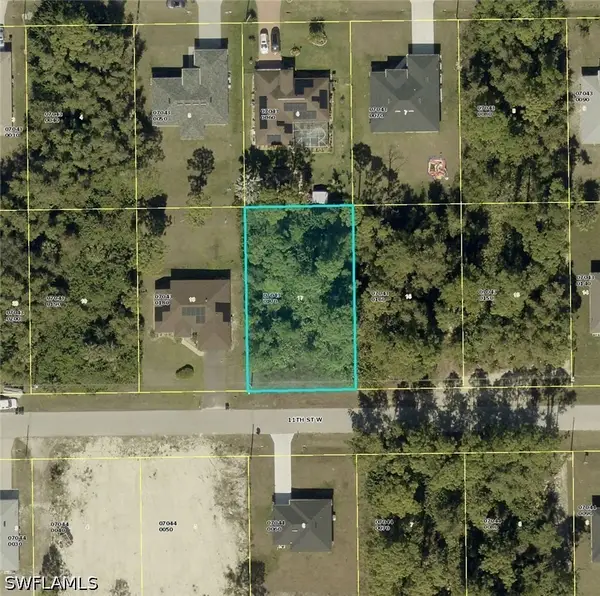 2810 11th Street W, Lehigh Acres, FL 33971