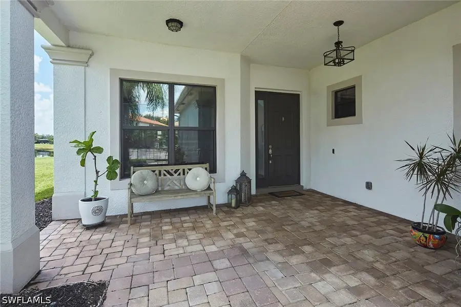 3742 Madeira Court, Naples, FL 34119 - #3