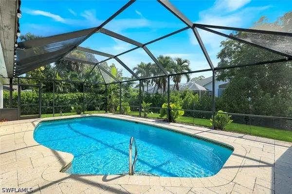 520 Raven Way, Naples, FL 34110