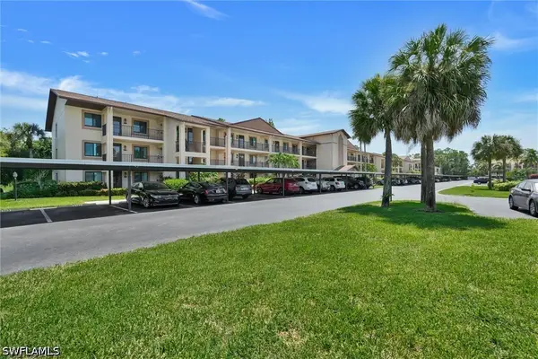 7340 Saint Ives Way #3102, Naples, FL 34104