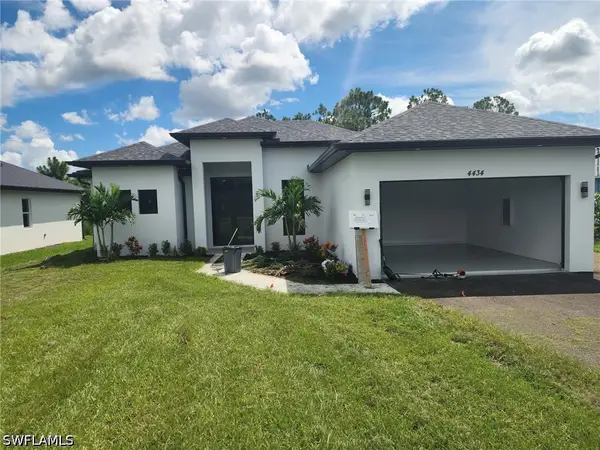 4434 8th Street Ne, Naples, FL 34120