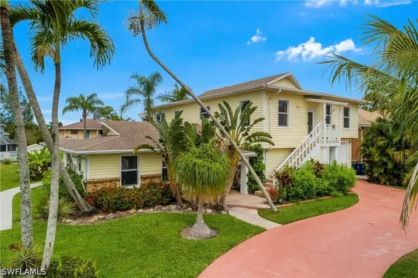 27265 High Seas Lane, Bonita Springs, FL 34135