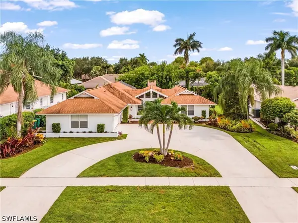 2472 Pine Woods Circle #17, Naples, FL 34105