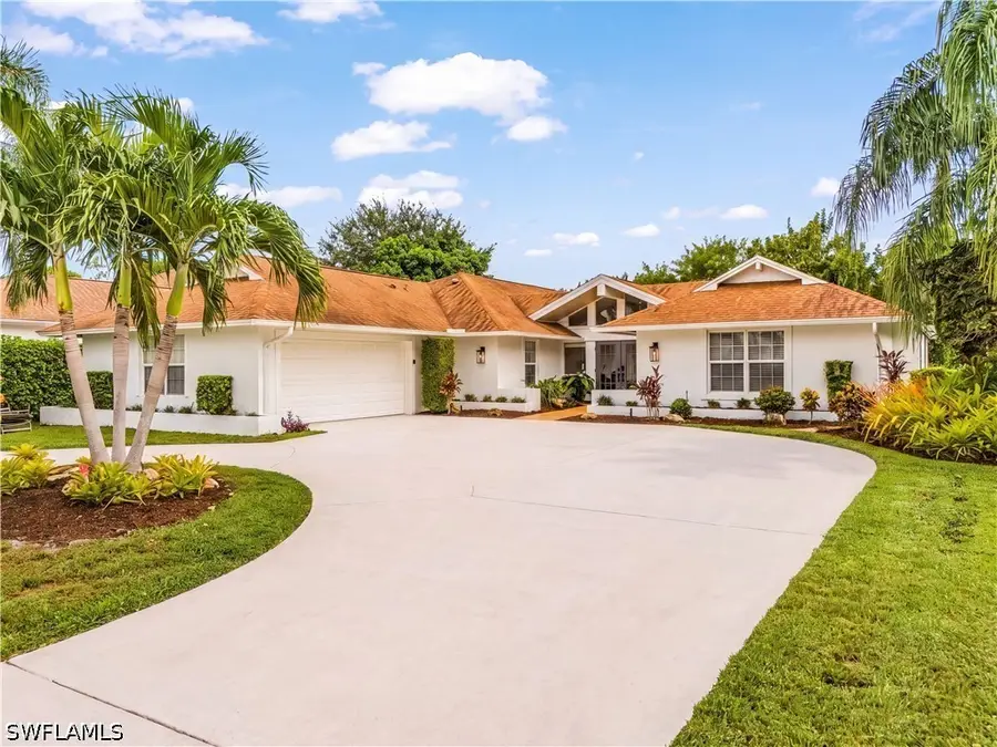2472 Pine Woods Circle #17, Naples, FL 34105 - #2