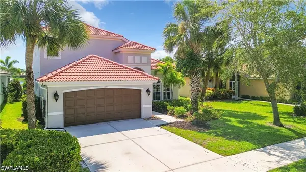 8359 Laurel Lakes Boulevard, Naples, FL 34119