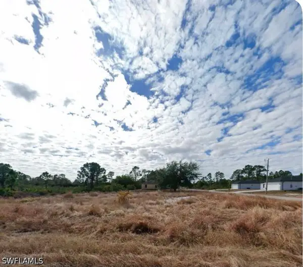 1106 Chiefland Street E, Lehigh Acres, FL 33974