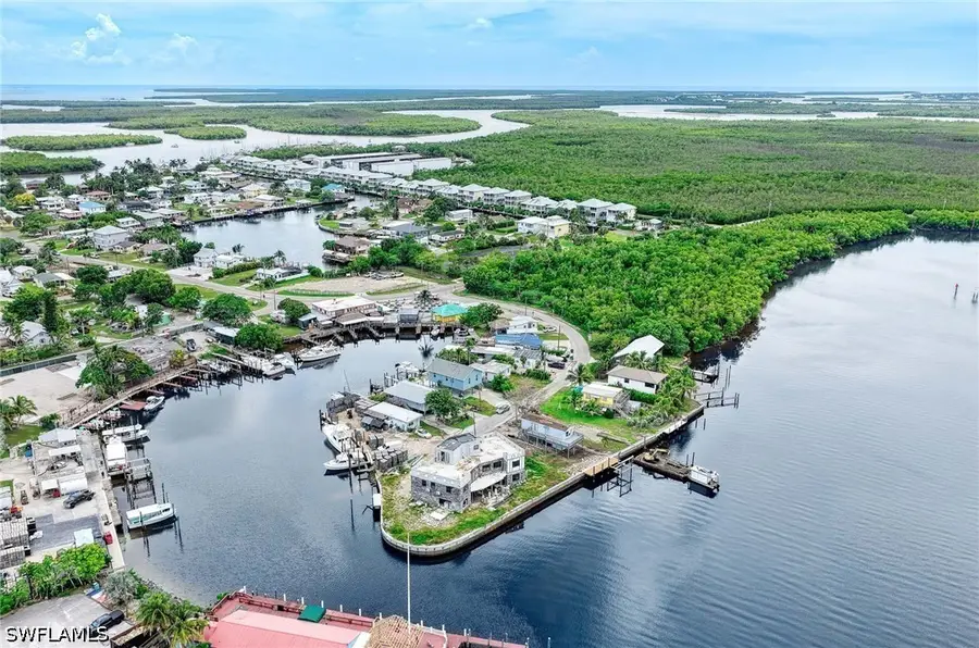 246 Harbor Place N, Goodland, FL 34140 - #2