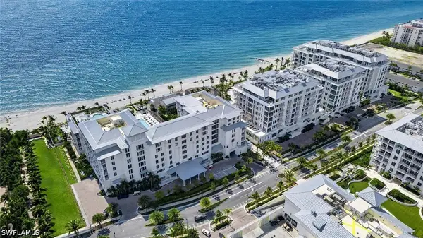 901 Gulf Shore Boulevard N #A-203, Naples, FL 34102