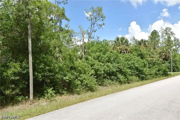 4361 4th Avenue Se, Naples, FL 34117