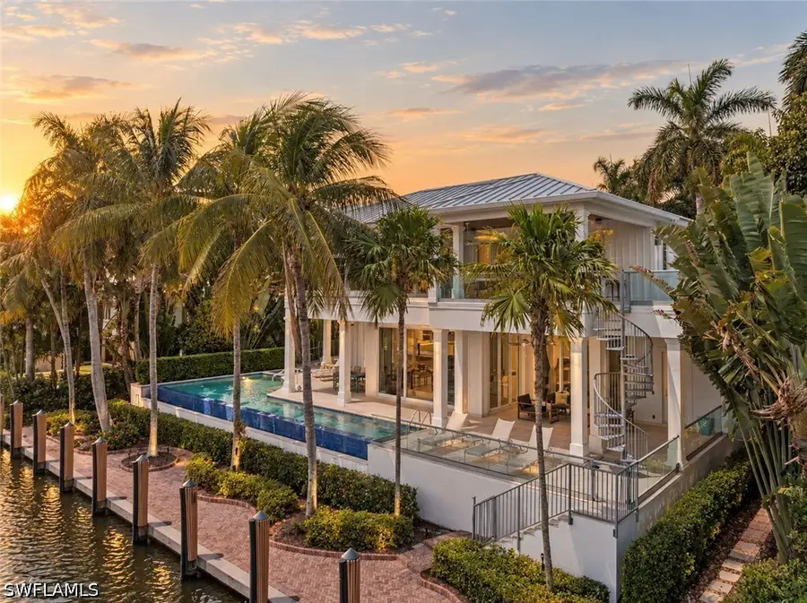 636 14th Ave S, Naples, FL 34102 - #2