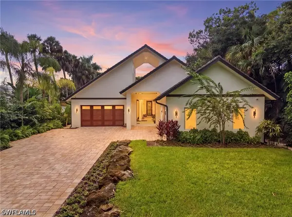 2751 68th Street Sw, Naples, FL 34105
