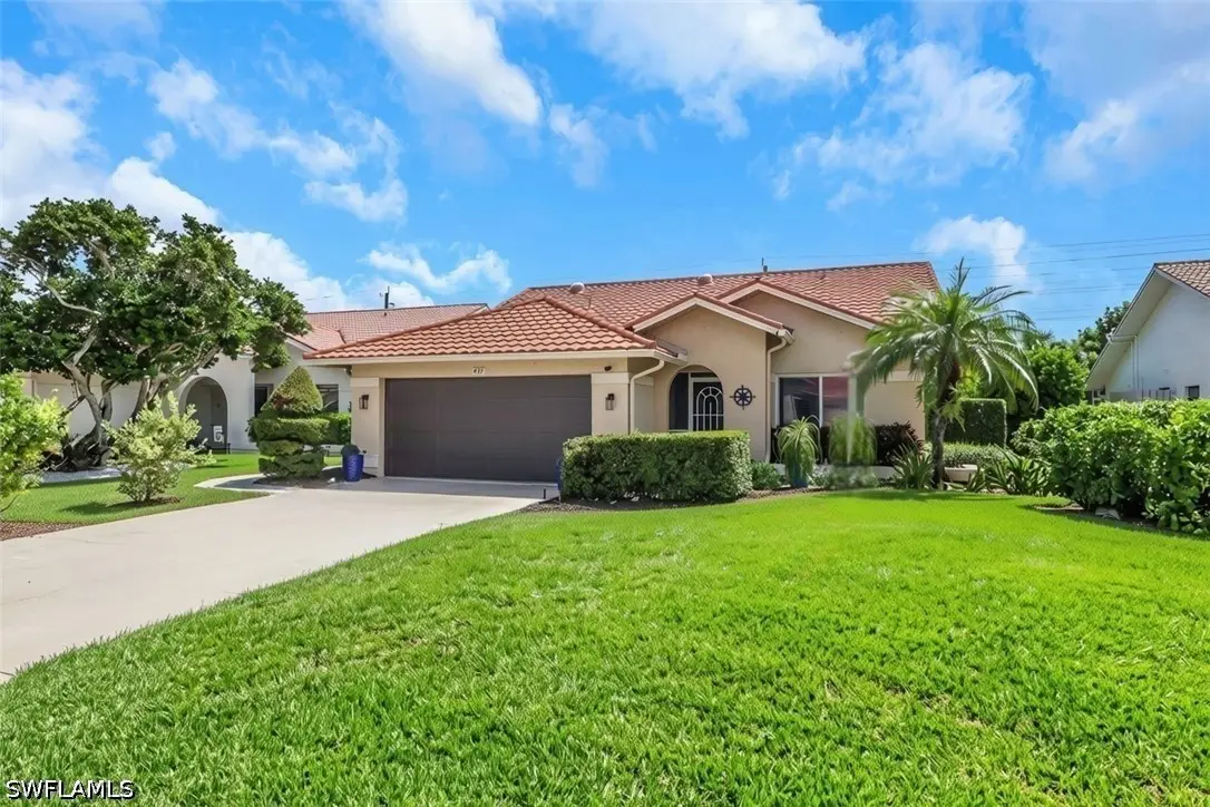 437 Fox Den Circle, Naples, FL 34104 - #1
