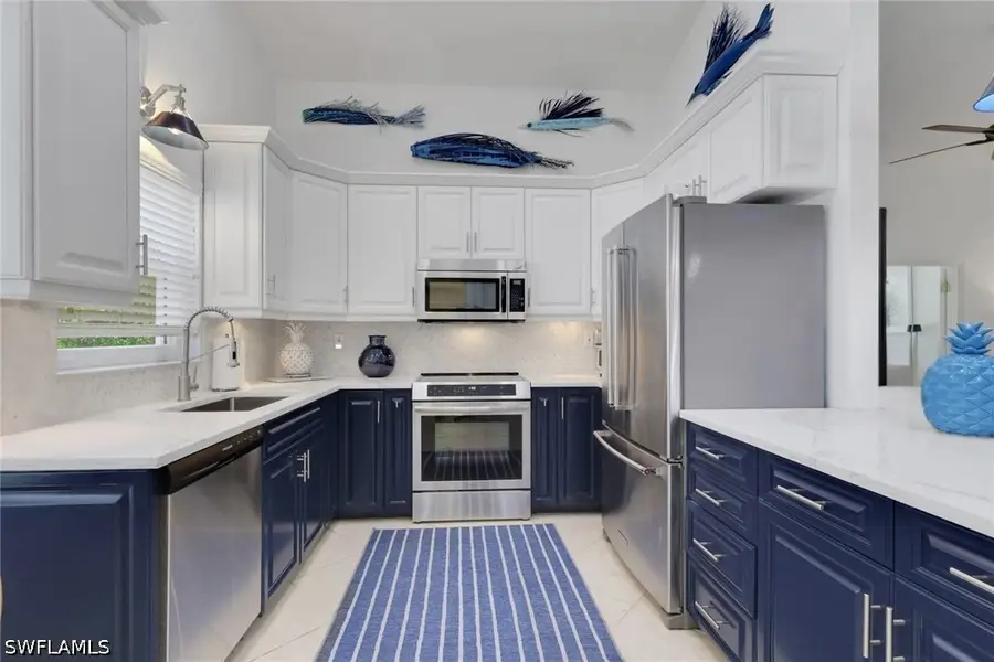 437 Fox Den Circle, Naples, FL 34104 - #2