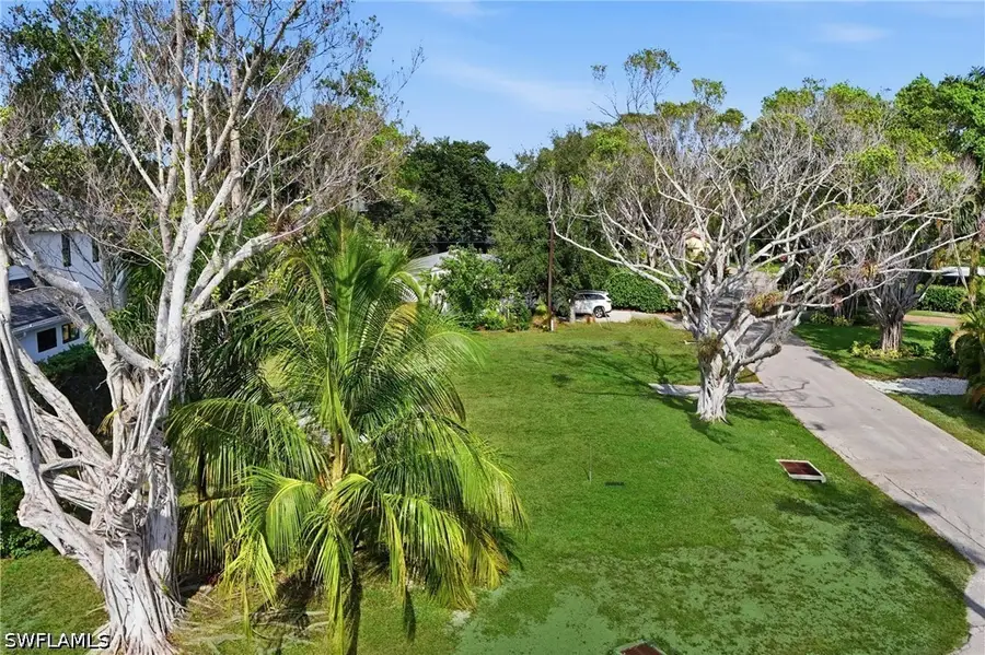 1165 8th Terrace N, Naples, FL 34102 - #3