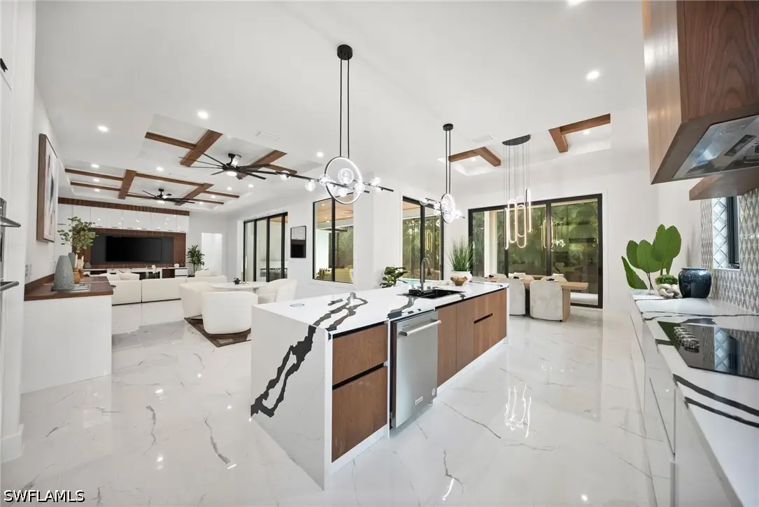 135 7th Street N, Naples, FL 34102 - #1