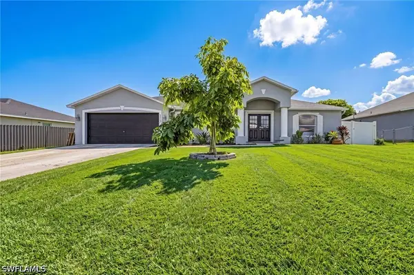 2117 NW 2nd Avenue, Cape Coral, FL 33993