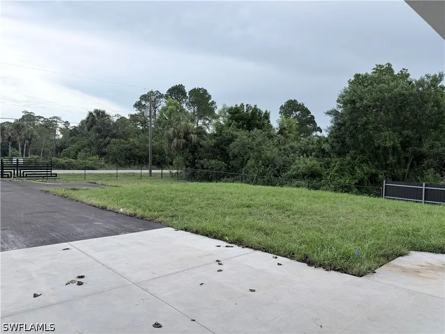 472 12th Street Ne, Naples, FL 34120 - #2
