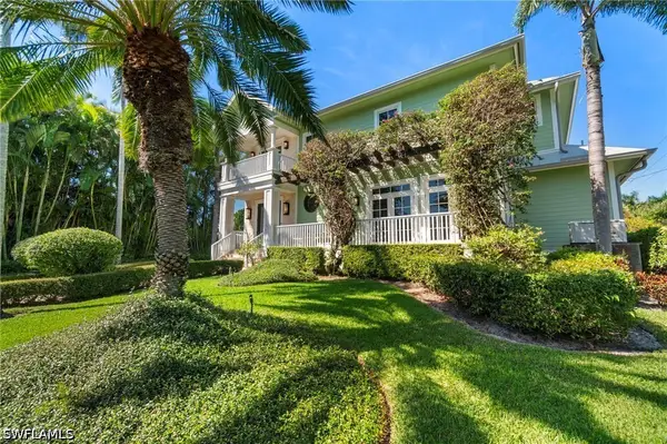 645 Broad Avenue S, Naples, FL 34102