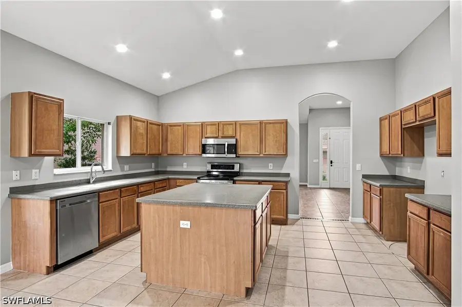 2022 Fairmont Lane, Naples, FL 34120 - #3