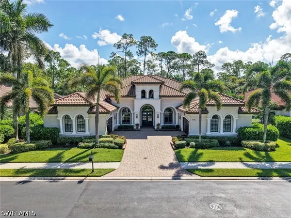 7772 Classics Drive, Naples, FL 34113