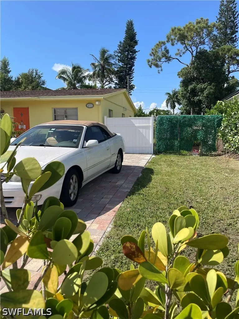 1381 13th Avenue N, Naples, FL 34102 - #2