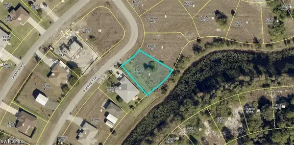 547 Bourse Circle, Lehigh Acres, FL 33974