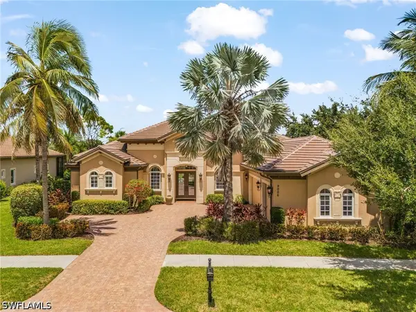 9006 Shenendoah Circle, Naples, FL 34113