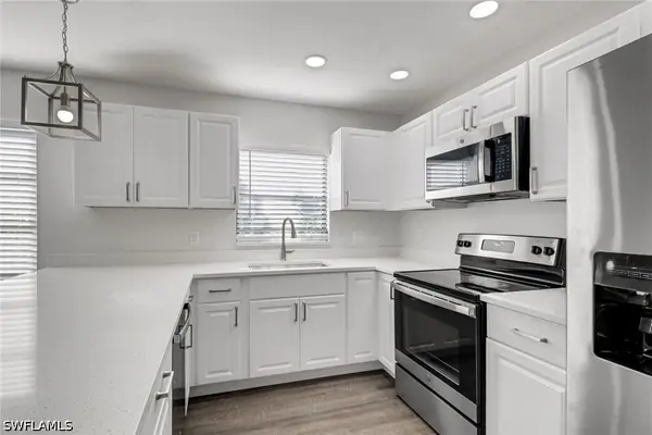 779 108th Avenue N, Naples, FL 34108