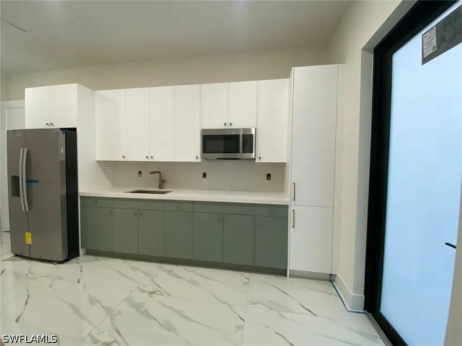 823 47th Avenue Ne, Naples, FL 34120 - #2