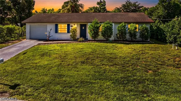 7416 Pine Drive, Fort Myers, FL 33967