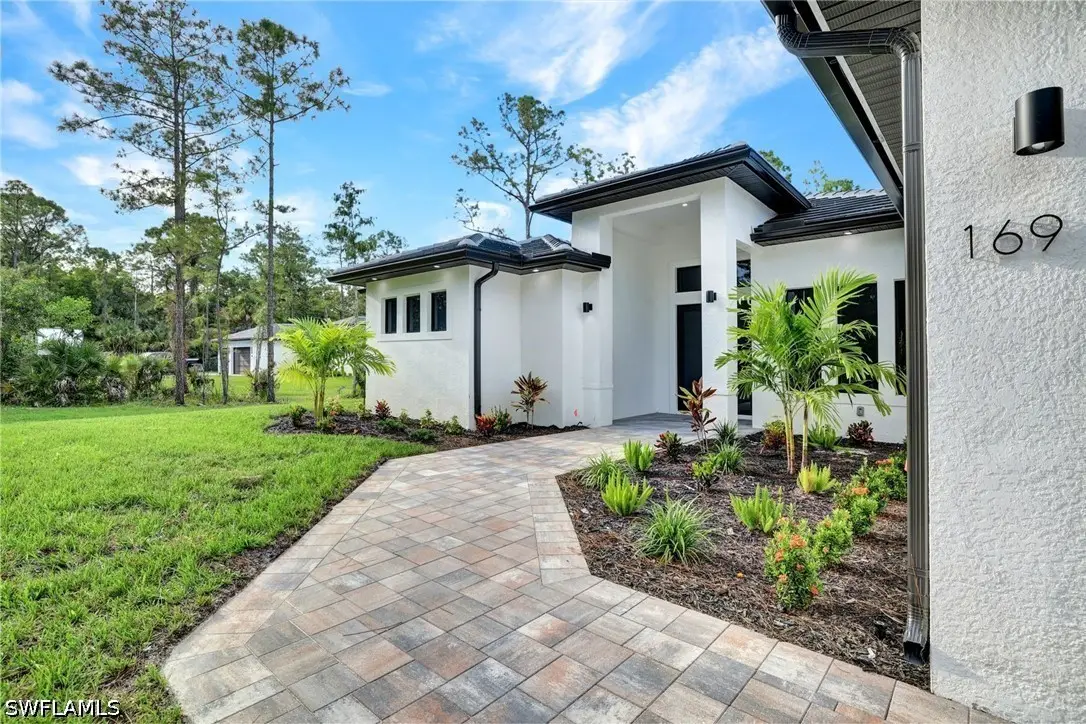 169 18th Avenue Nw, Naples, FL 34120 - #1