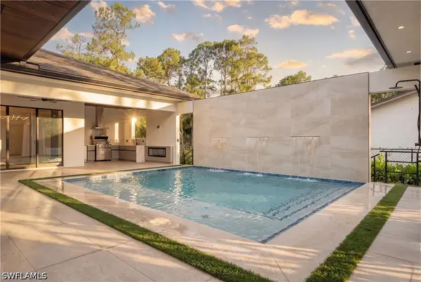 768 20th Avenue Nw, Naples, FL 34120
