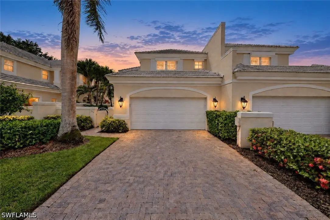 392 Carlton Place #3, Naples, FL 34108 - #1